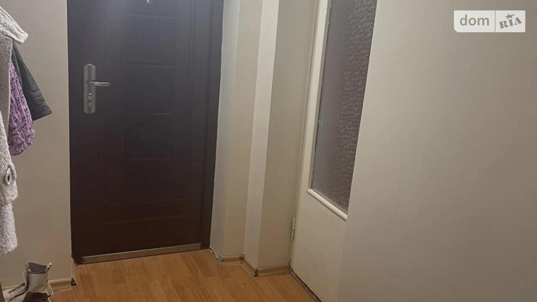Продается 2-комнатная квартира 48 кв. м в Ужгороде, ул. Гулака-Артемовского, 1