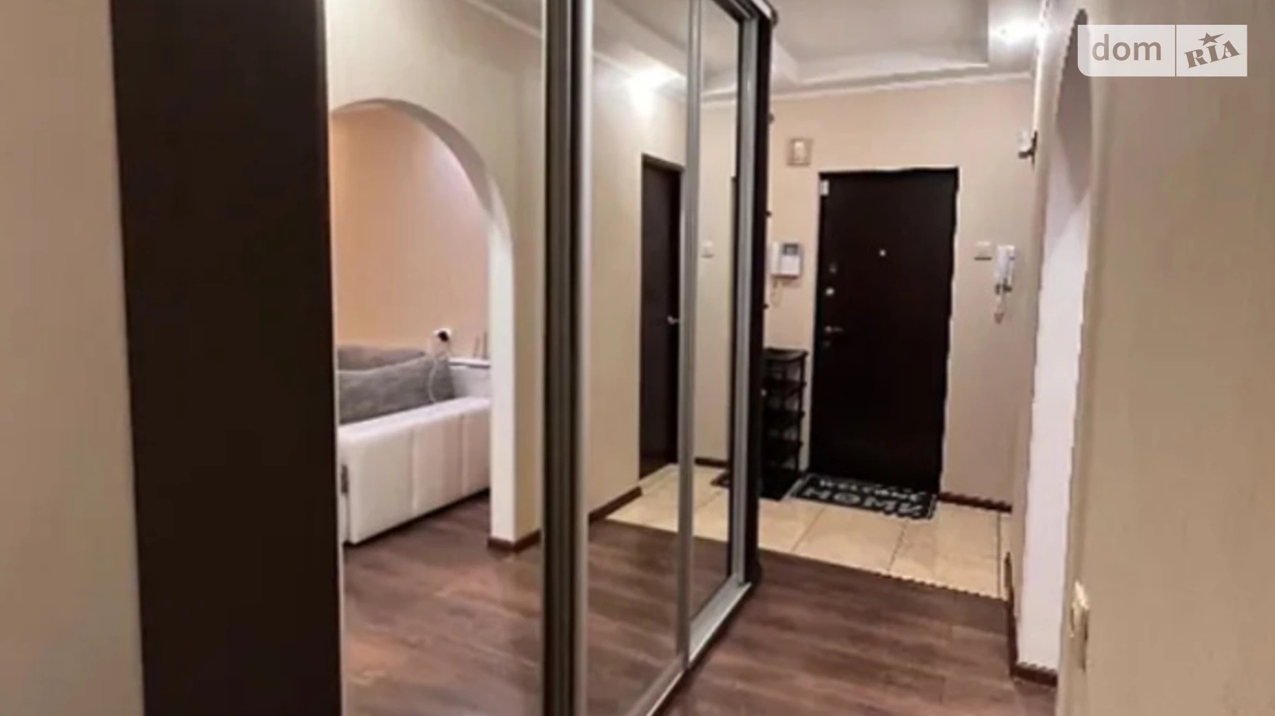 Продается 3-комнатная квартира 65 кв. м в Одессе, ул. Балковская