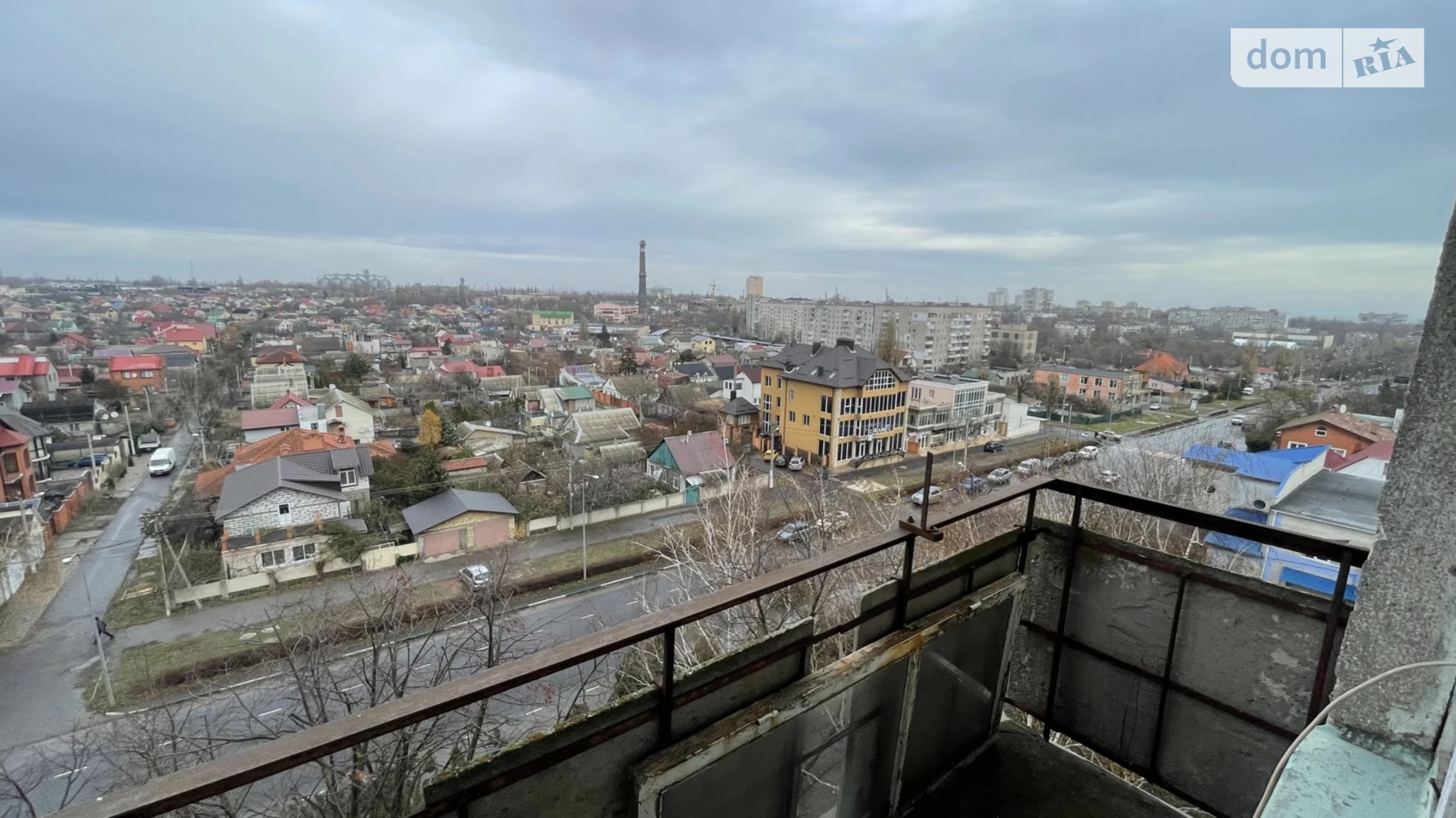 Продається 1-кімнатна квартира 39 кв. м у Чорноморську, вул. Захисників України(1 Травня) - фото 2