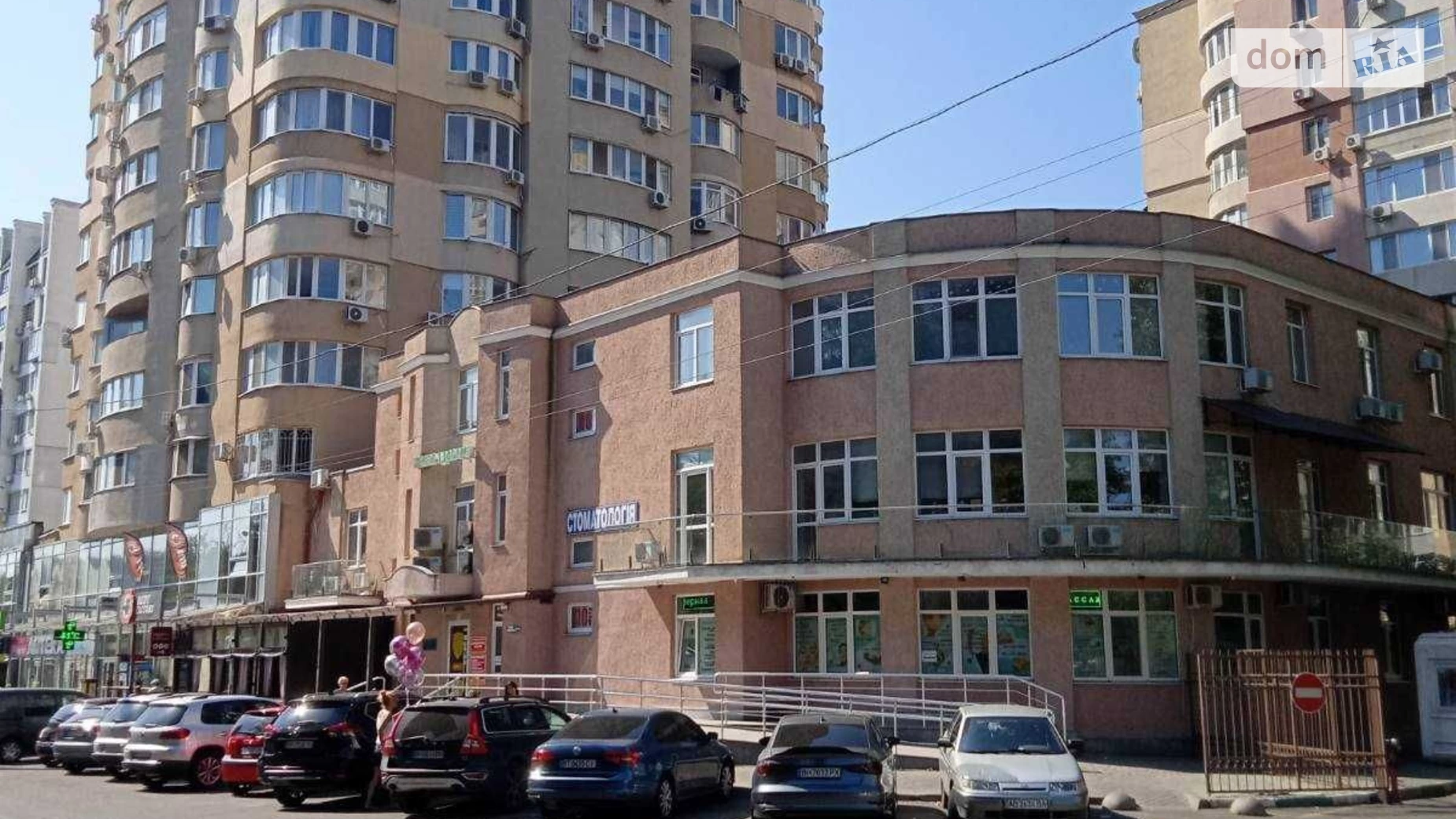 Продається 2-кімнатна квартира 80 кв. м у Одесі, вул. Маршала Говорова, 10/3