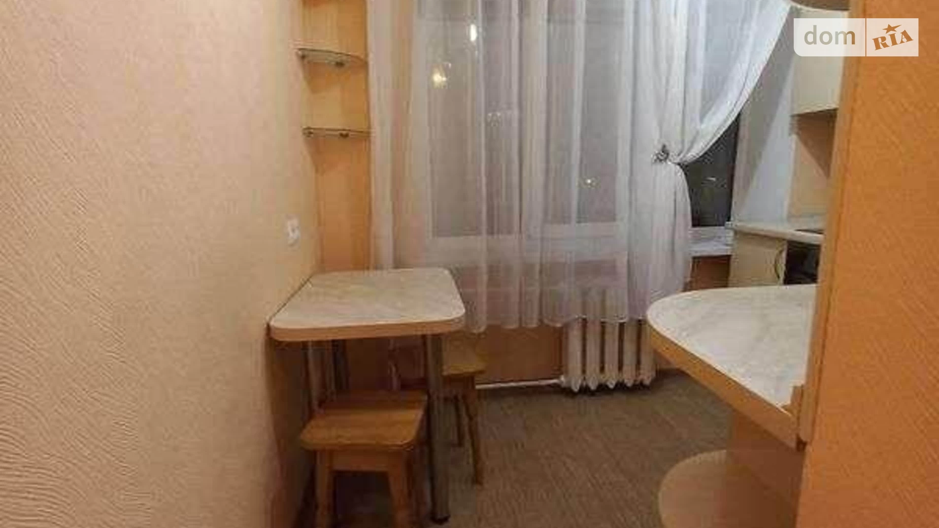 Продается 1-комнатная квартира 29 кв. м в Киеве, ул. Кирилловская, 126 - фото 4