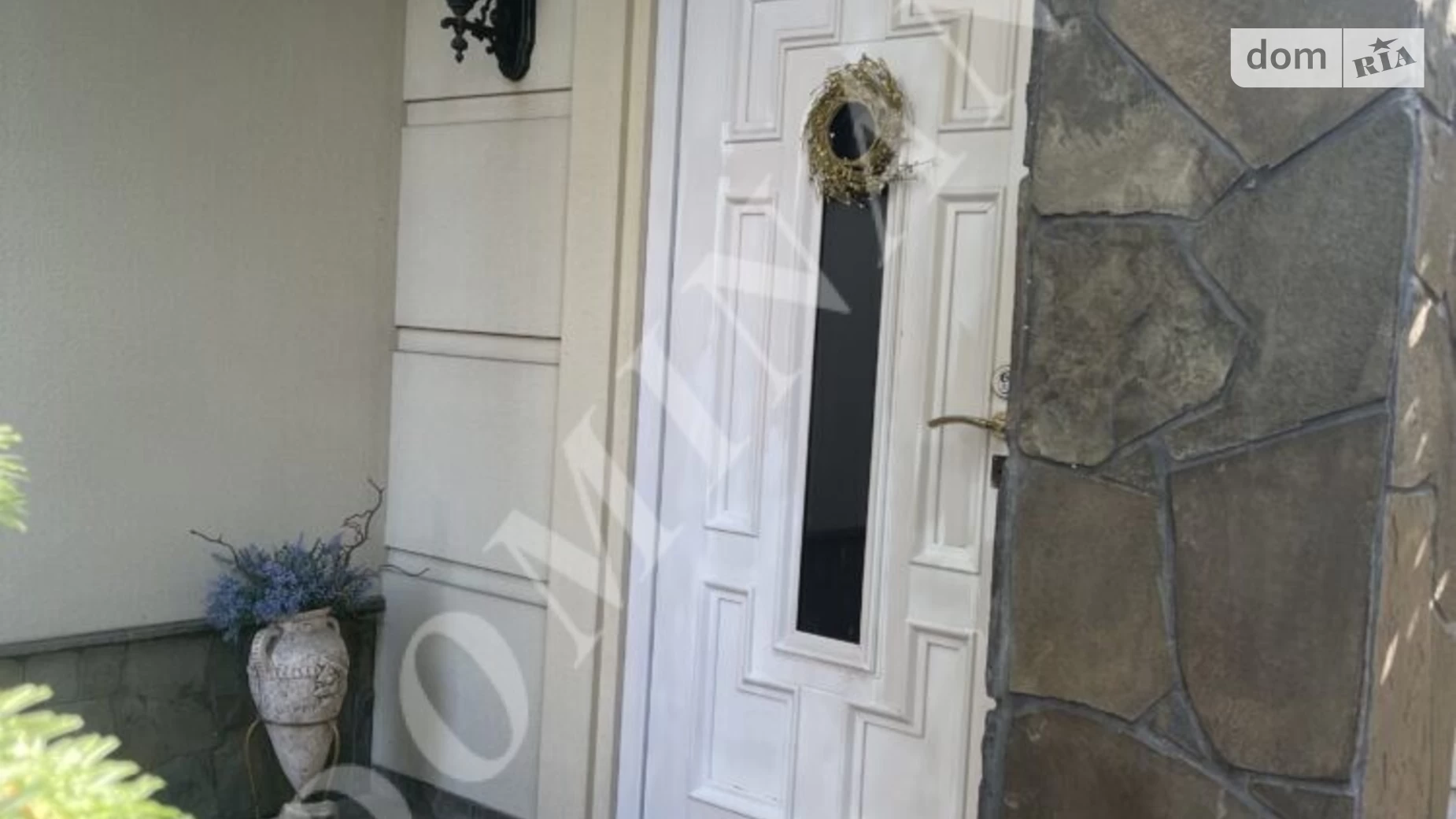 Продается дом на 2 этажа 240 кв. м с террасой, цена: 270000 $ - фото 2