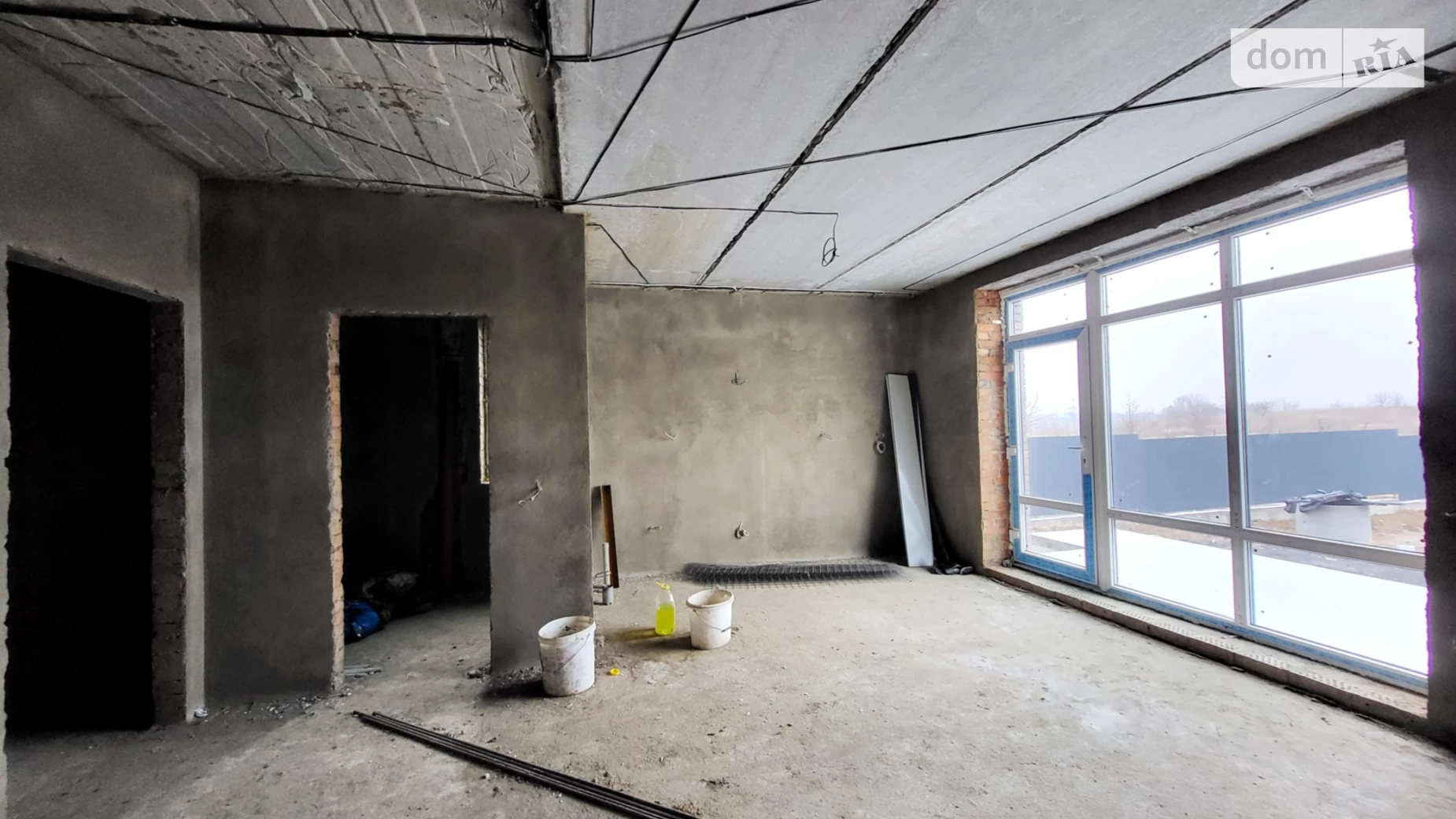 Продается дом на 2 этажа 120 кв. м с бассейном, цена: 78000 $ - фото 3
