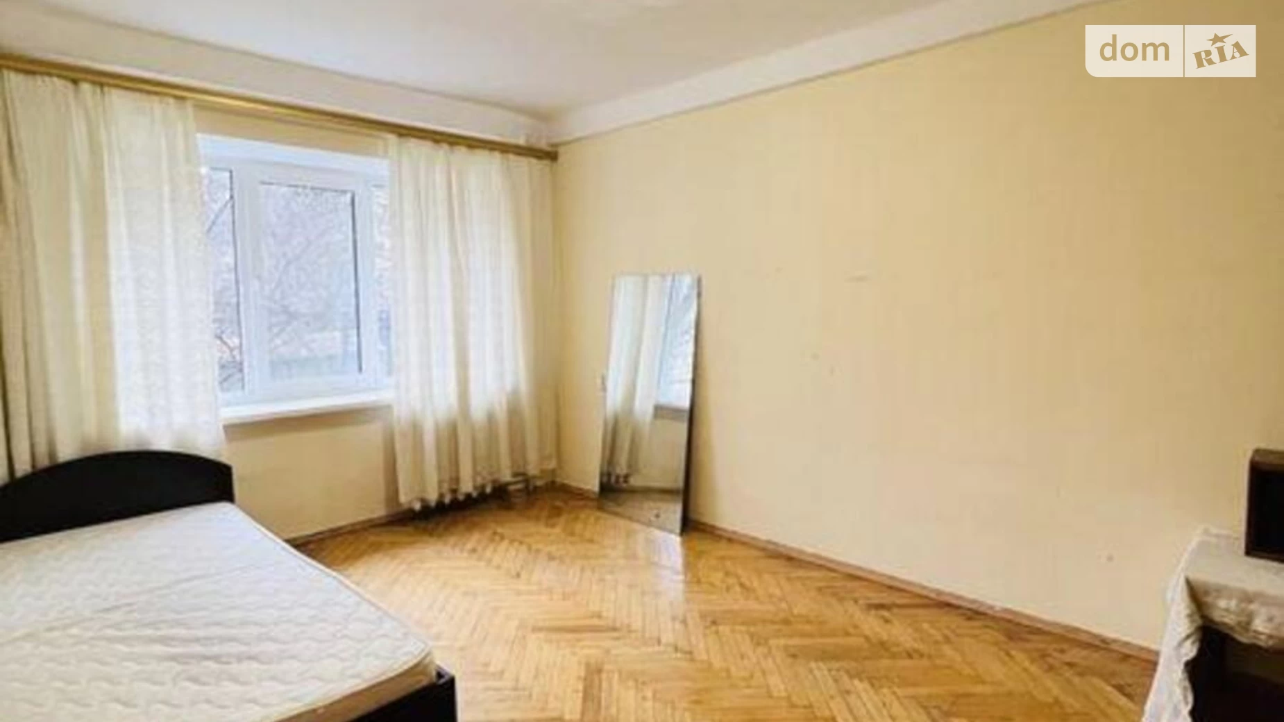 Продается 3-комнатная квартира 62 кв. м в Киеве, ул. Довнар-Запольского, 4А