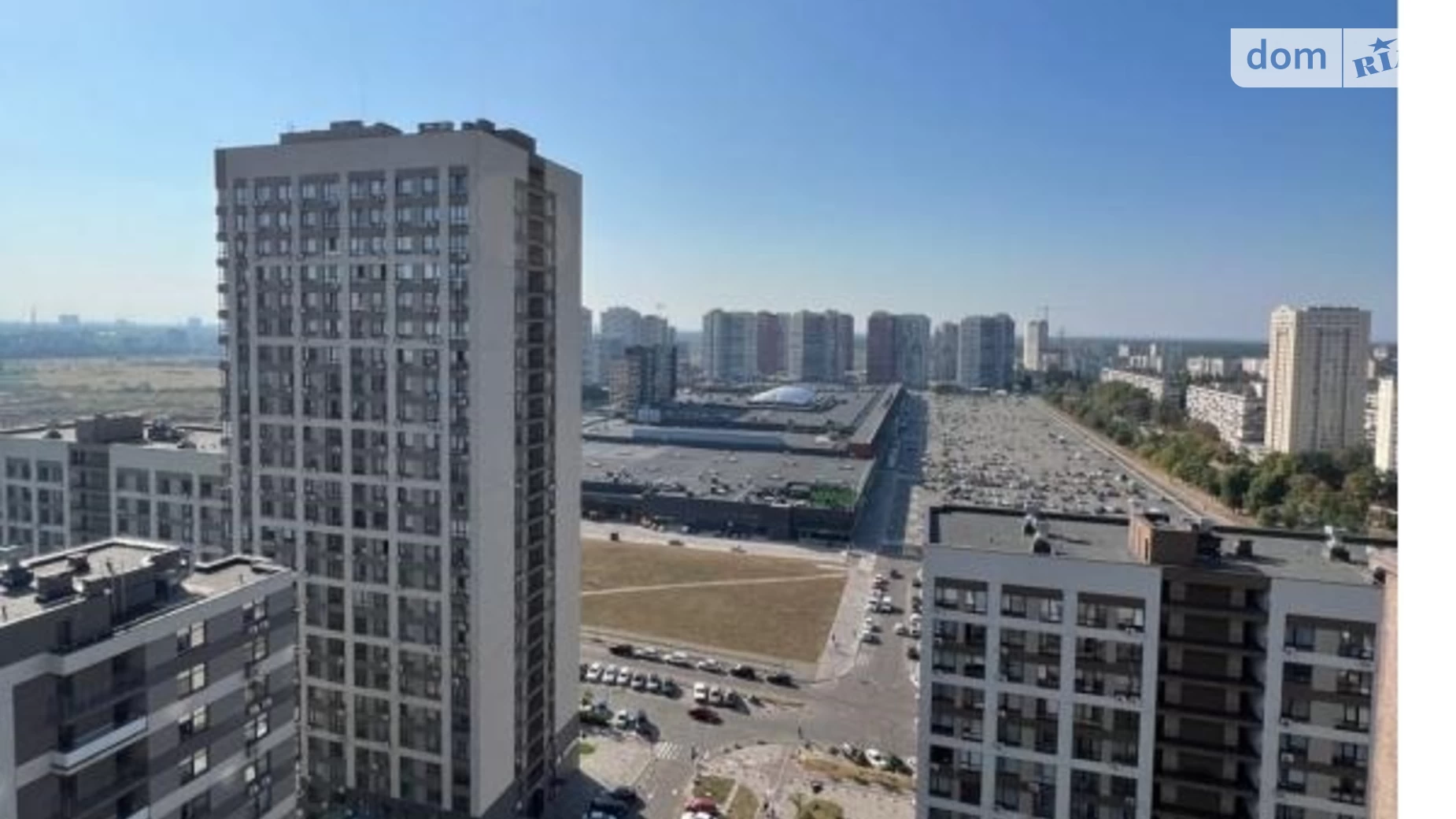 Продается 2-комнатная квартира 77 кв. м в Киеве, просп. Правды, 43А