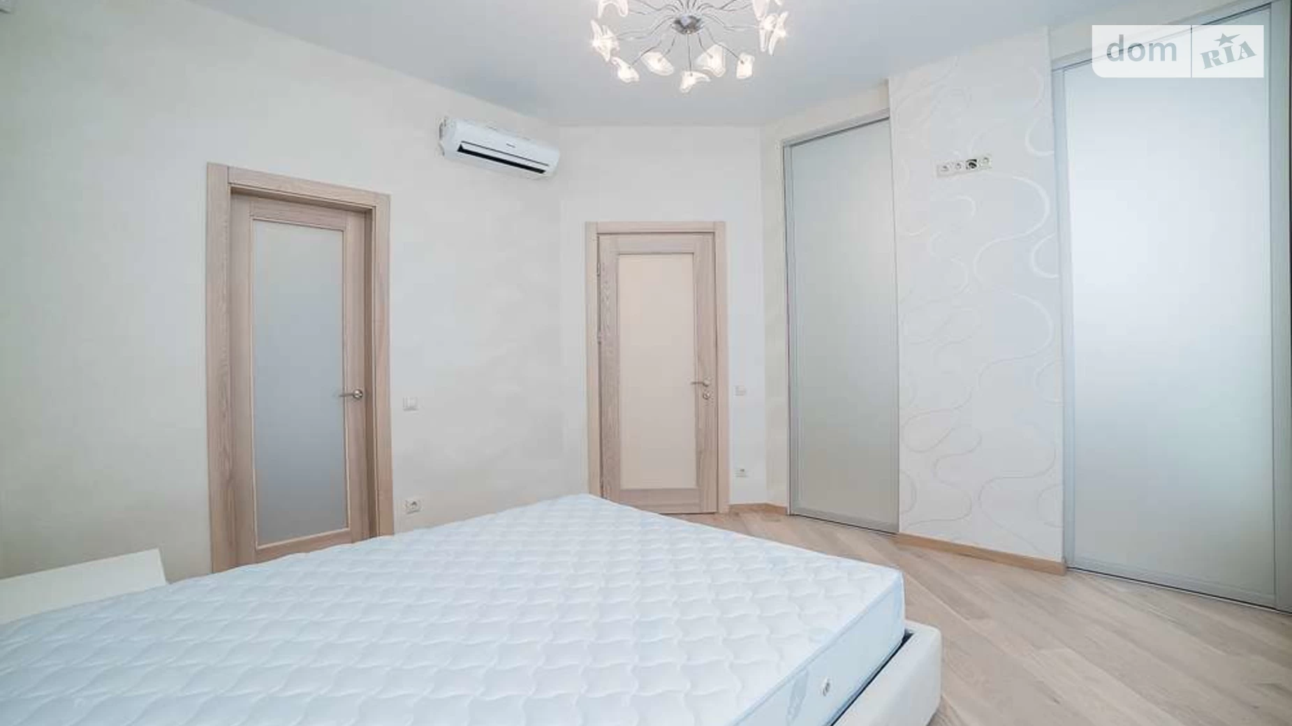 Продается 2-комнатная квартира 84 кв. м в Киеве, ул. Андрея Верхогляда(Драгомирова), 14 - фото 3