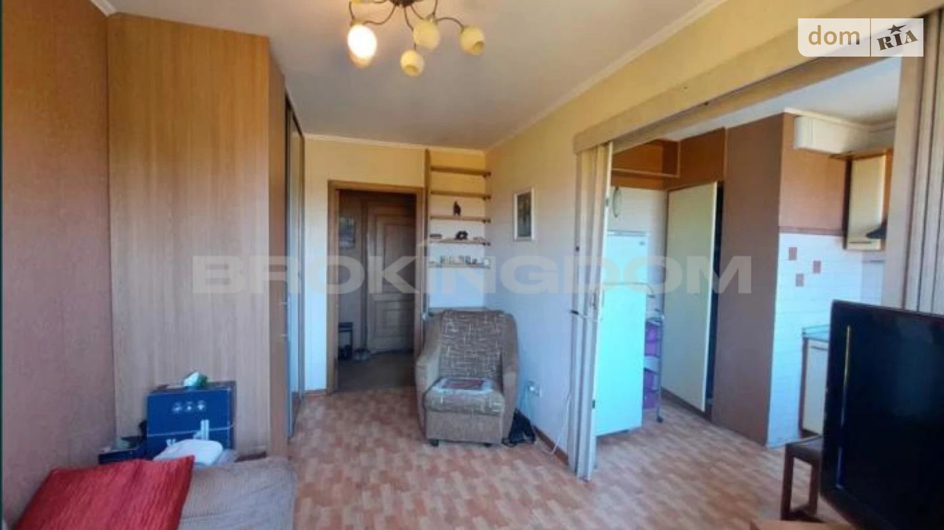 Продается 2-комнатная квартира 46.7 кв. м в Киеве, ул. Космонавта Поповича(Космонавта Волкова), 2 - фото 2