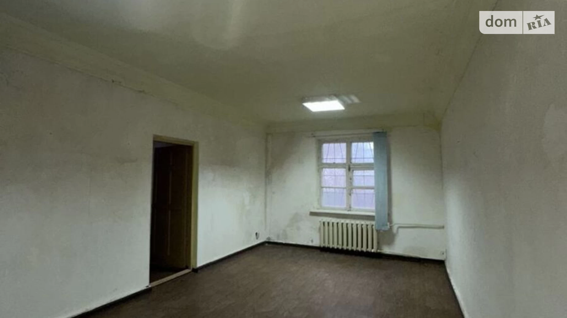 Продается 3-комнатная квартира 79 кв. м в Каменском, ул. Республиканская
