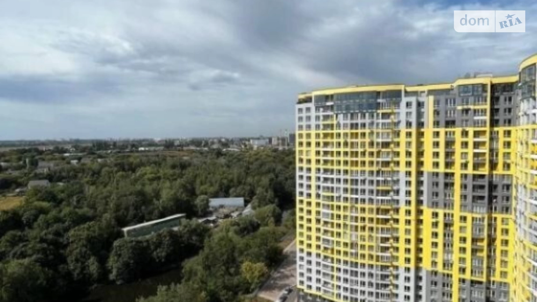 Продається 1-кімнатна квартира 41 кв. м у Києві, вул. Кадетський Гай, 10