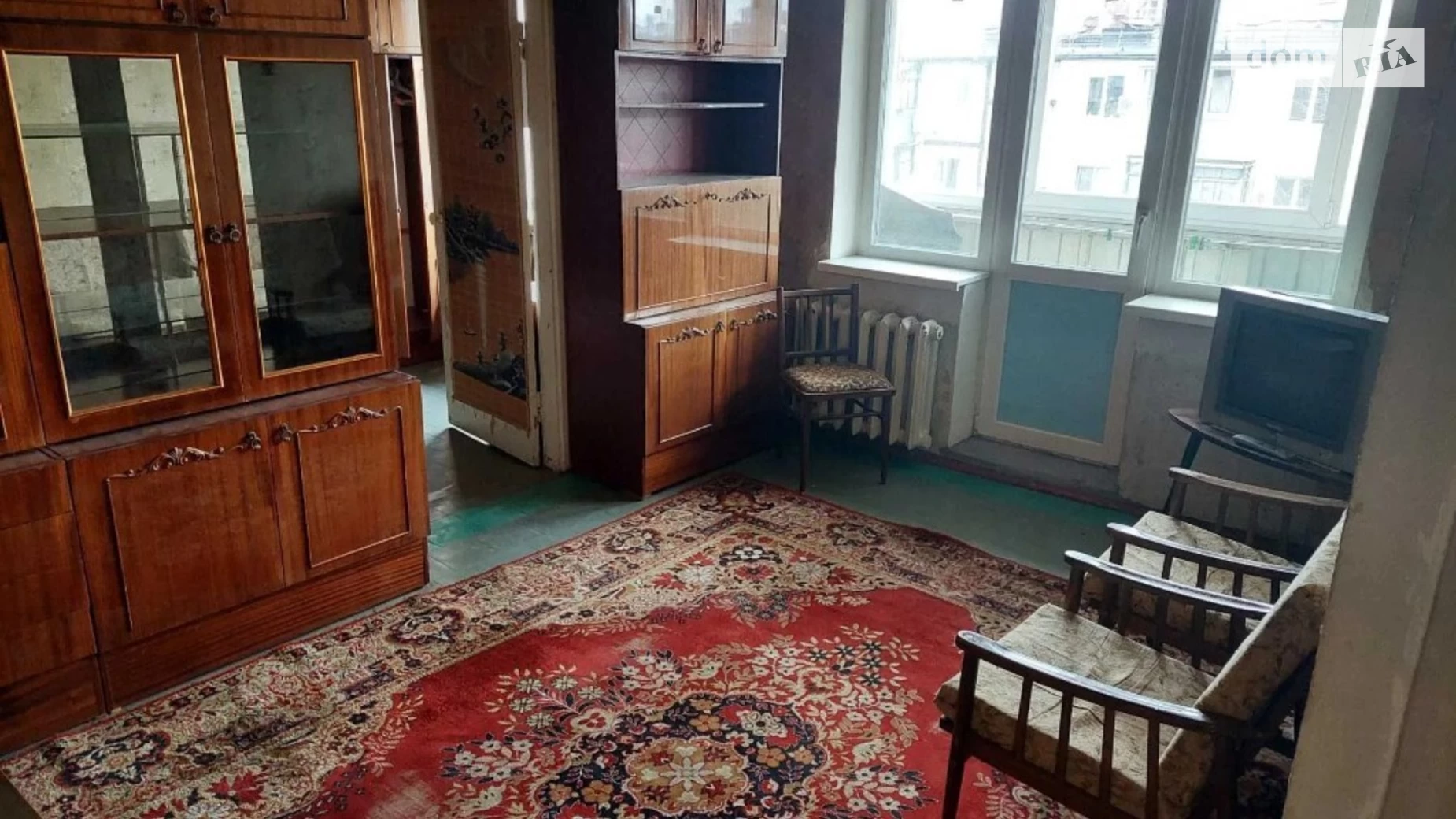 Продается 2-комнатная квартира 46 кв. м в Днепре, просп. Петра Калнышевского, 52