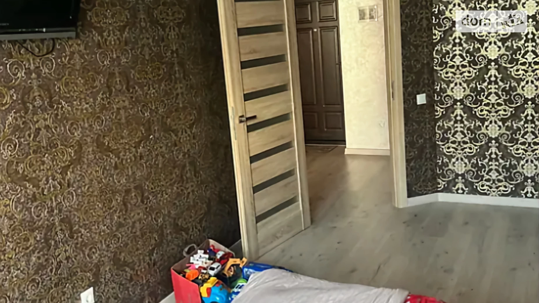 Продается 1-комнатная квартира 49 кв. м в Ровно