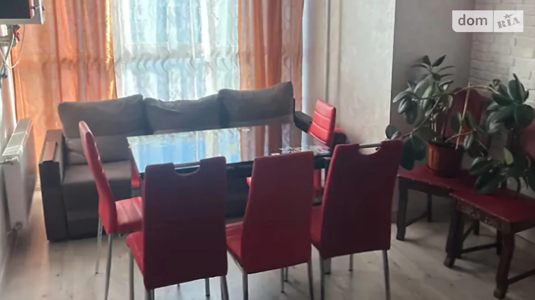 Продается 1-комнатная квартира 49 кв. м в Ровно