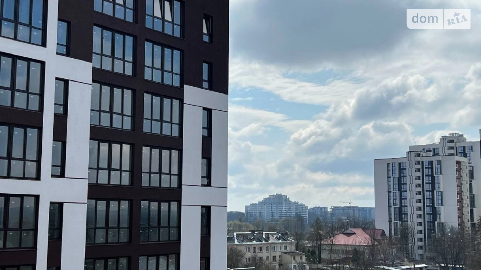 Продается 2-комнатная квартира 58 кв. м в Ивано-Франковске, цена: 43700 $ - фото 2