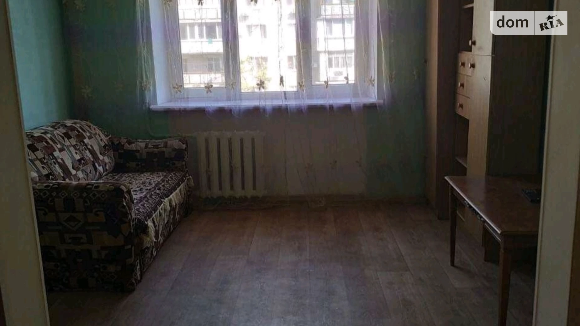 Продається 1-кімнатна квартира 12 кв. м у Чорноморську, вул. Парусна