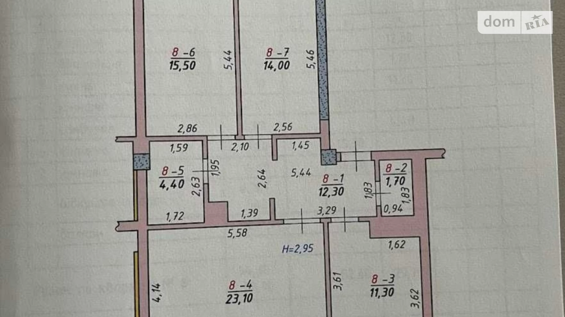 Продається 3-кімнатна квартира 86 кв. м у Чернівцях, вул. Героїв Майдану