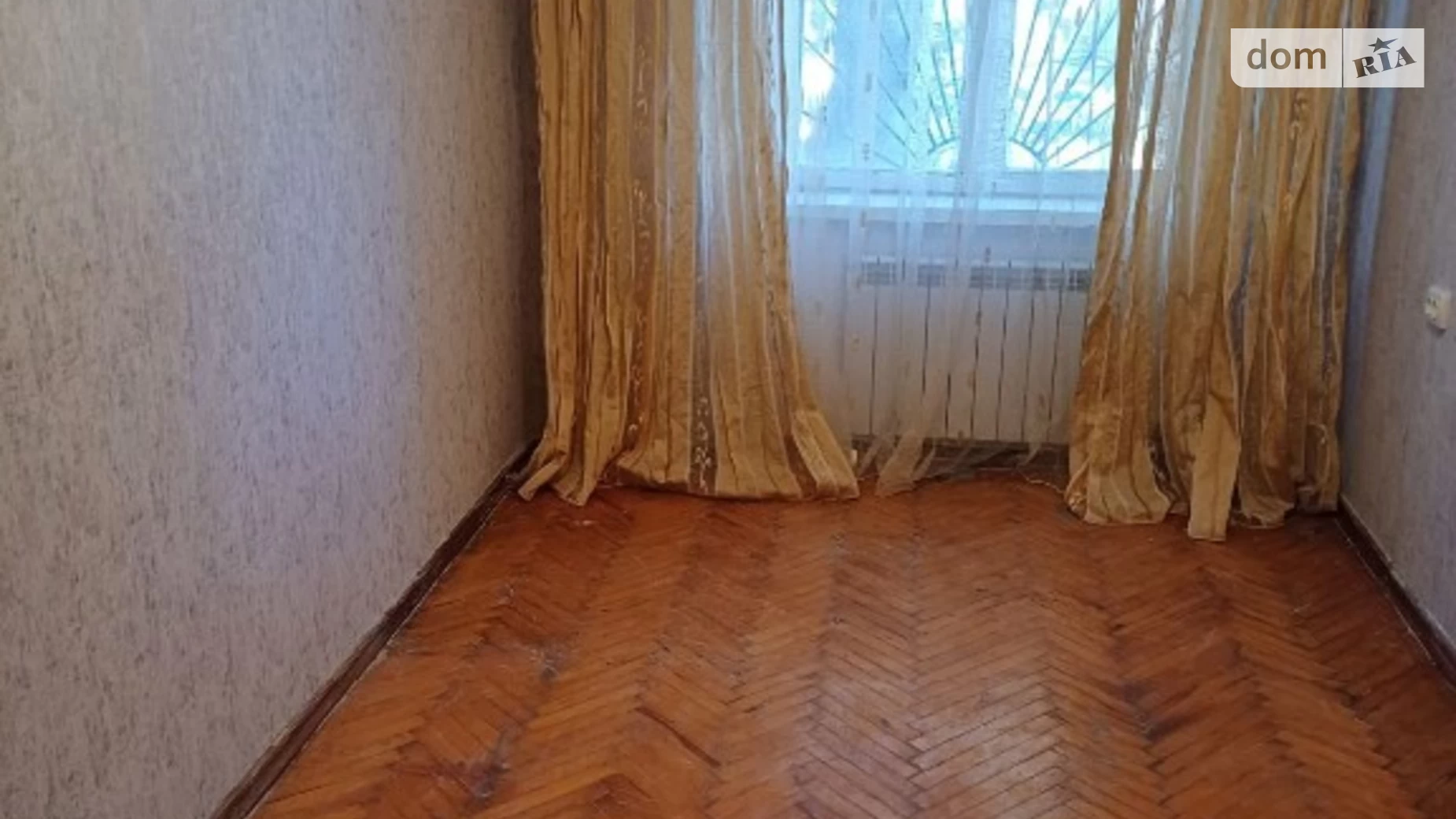 Продається 2-кімнатна квартира 48 кв. м у Одесі, вул. Героїв оборони Одеси
