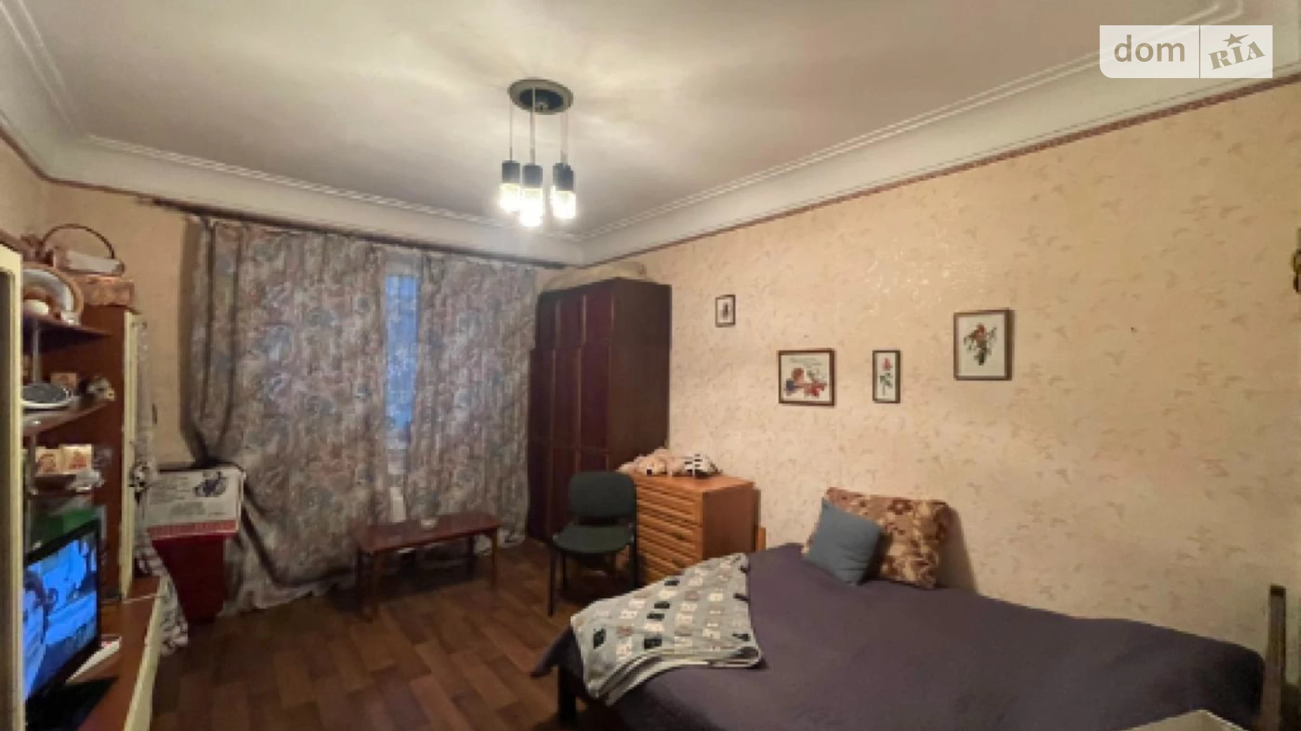 Продается 3-комнатная квартира 60 кв. м в Днепре, ул. Макарова