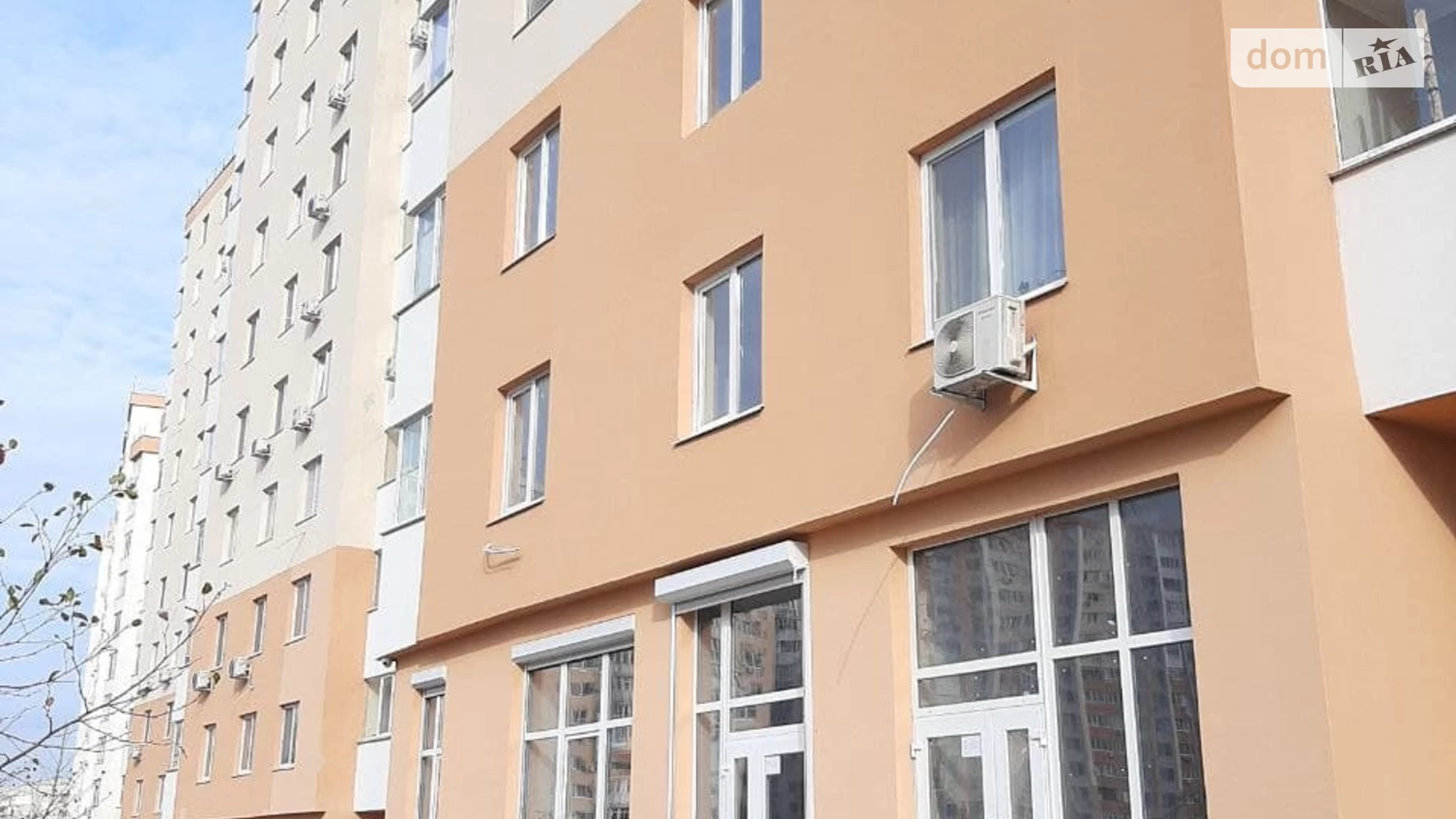 Продається 2-кімнатна квартира 77 кв. м у Одесі, вул. Гранітна