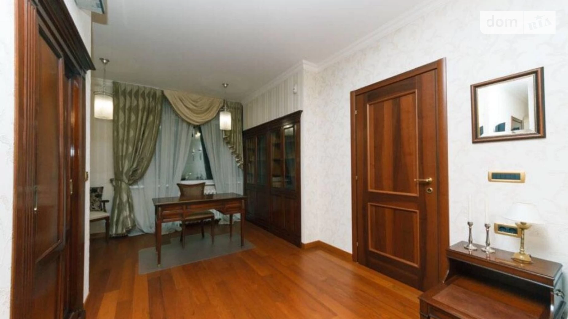 Продается 3-комнатная квартира 122 кв. м в Киеве, ул. Антоновича(Горького), 72 - фото 2