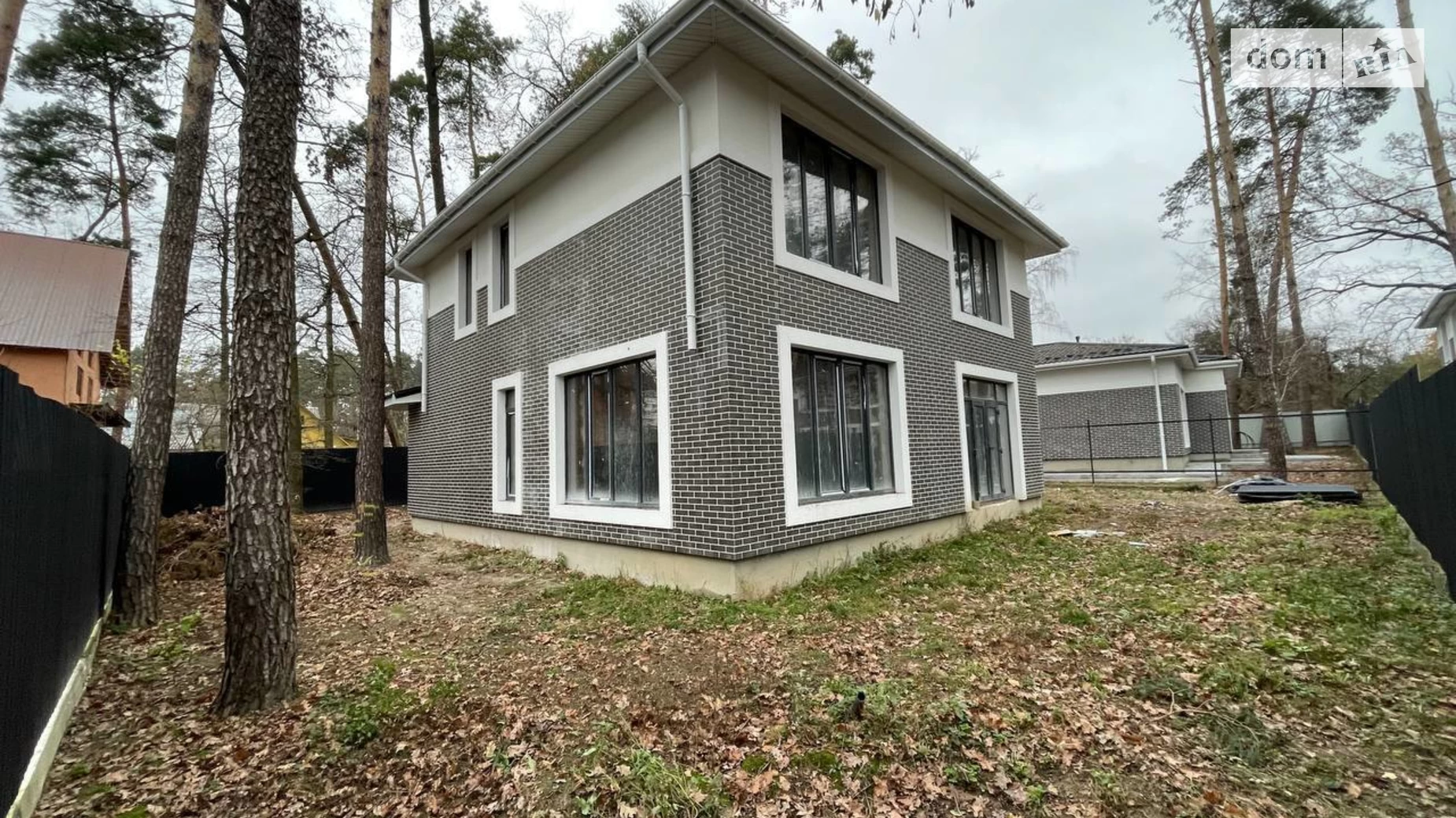 Продается дом на 2 этажа 175 кв. м с камином, цена: 165000 $ - фото 4