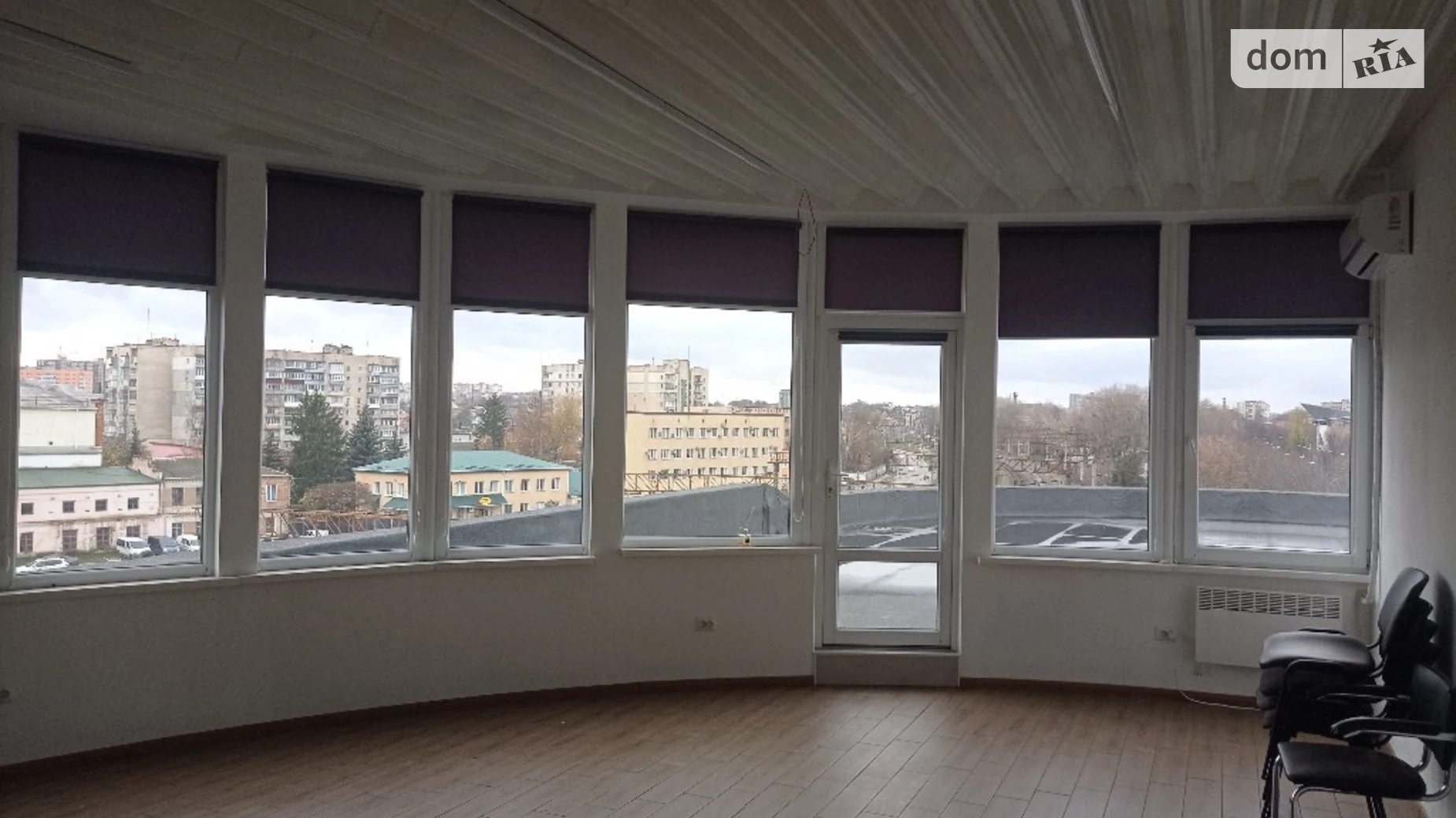 Сдается в аренду офис 37 кв. м в бизнес-центре, цена: 6500 грн - фото 3