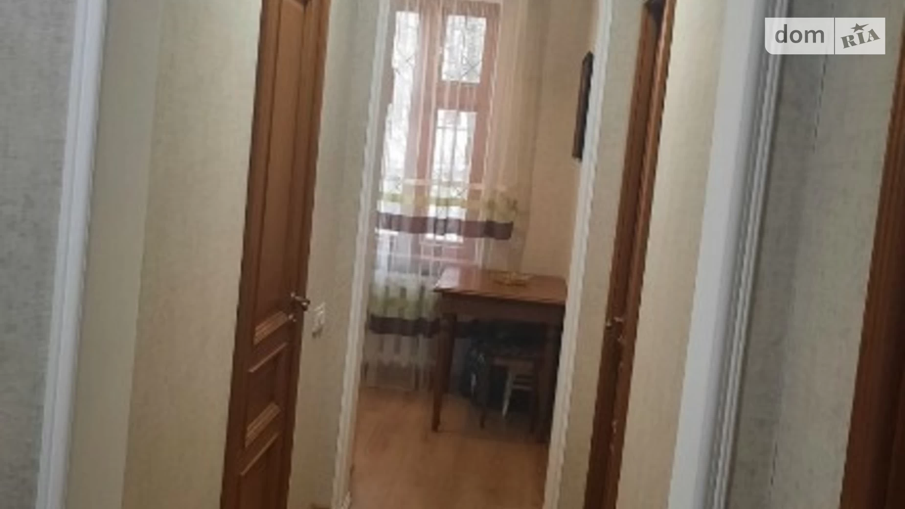 Продается 3-комнатная квартира 65 кв. м в Одессе, ул. Контр-адмирала Лунина, 10