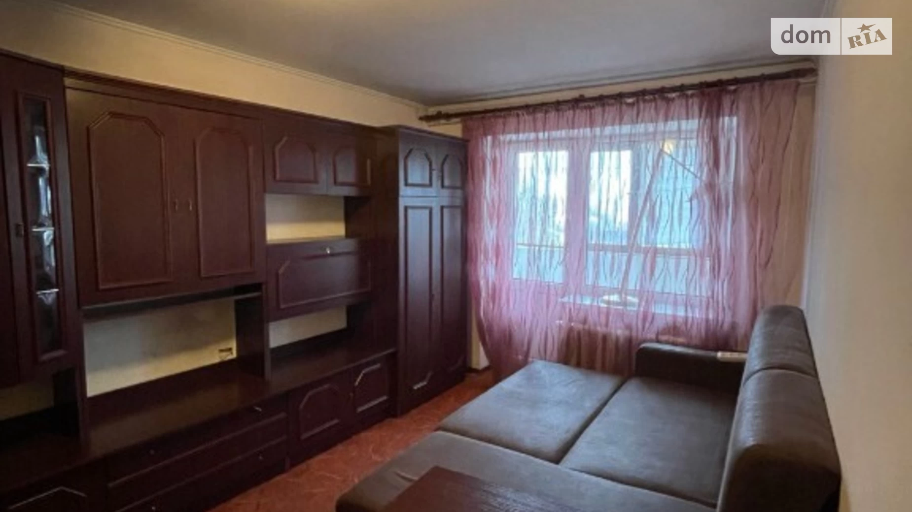 Продается 3-комнатная квартира 56 кв. м в Ровно, ул. Соборная