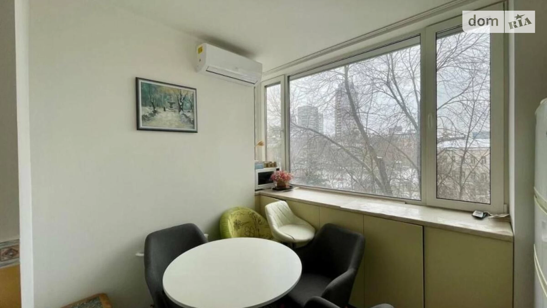Продается 2-комнатная квартира 64 кв. м в Киеве, ул. Олеся Гончара, 52 - фото 2
