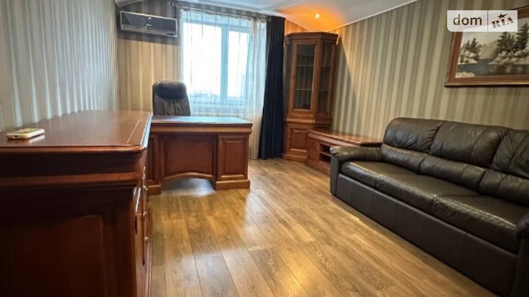 Продается 3-комнатная квартира 113 кв. м в Днепре, ул. Дмитрия Кедрина, 53А