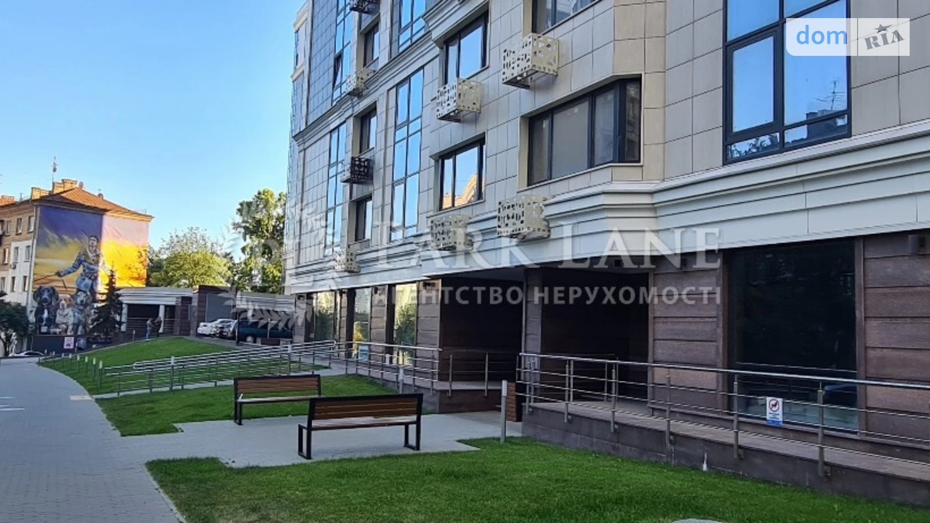 Продается 3-комнатная квартира 109 кв. м в Киеве, ул. Златоустовская, 25
