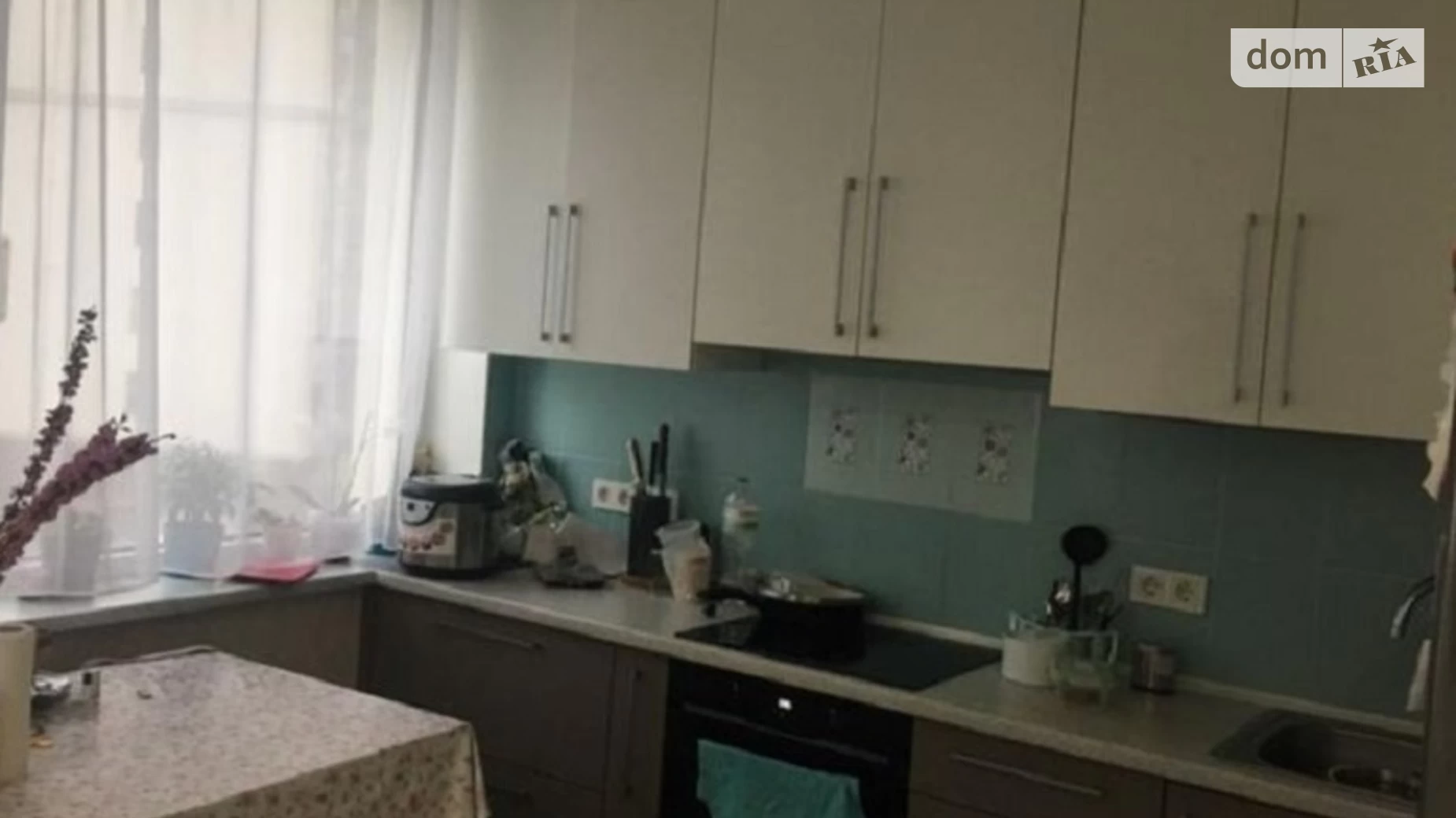 Продается 2-комнатная квартира 55 кв. м в Одессе, ул. Марсельская