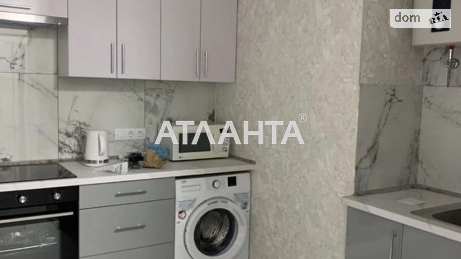 Продается 2-комнатная квартира 45.4 кв. м в Одессе, ул. Прохоровская, 406