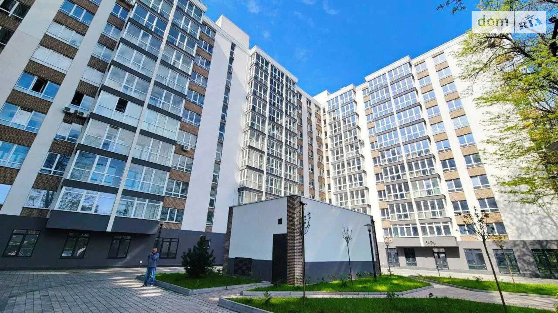 Продается 1-комнатная квартира 27 кв. м в Одессе, ул. Профсоюзная, 9А