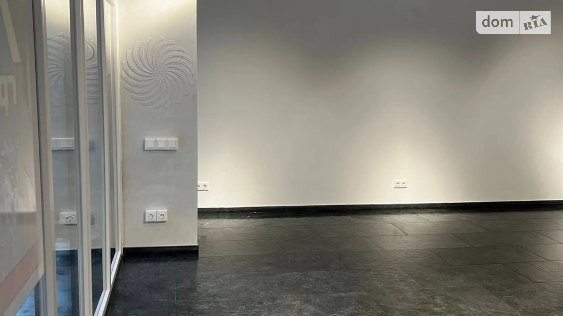 Сдается в аренду помещения свободного назначения 40 кв. м в 8-этажном здании, цена: 550 $ - фото 4