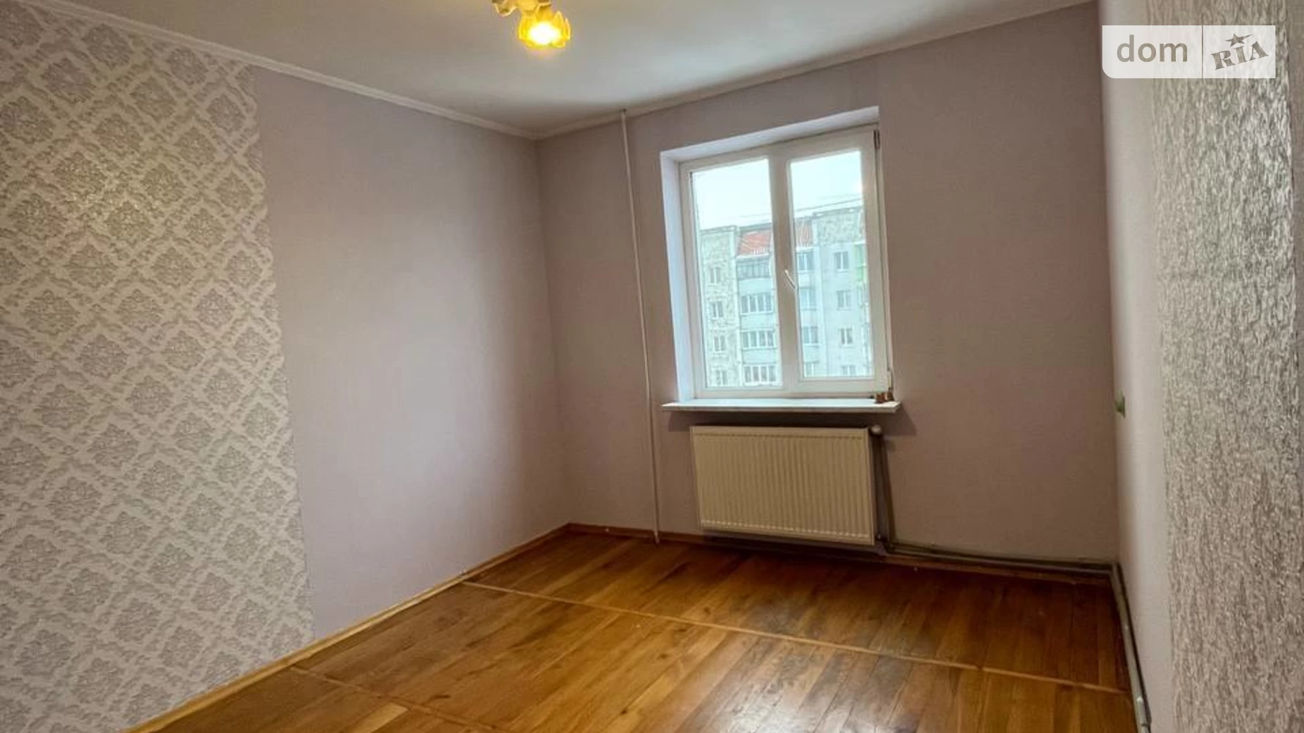 Продается 3-комнатная квартира 79.5 кв. м в Ивано-Франковске, ул. 24 Августа - фото 3