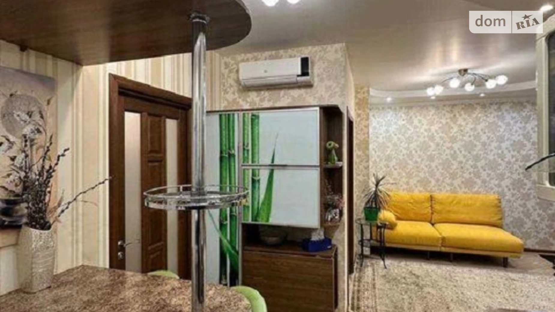 Продается 2-комнатная квартира 52 кв. м в Киеве, просп. Алишера Навои, 69 - фото 2