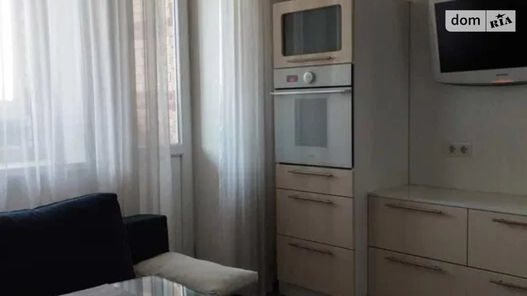 Продается 1-комнатная квартира 58 кв. м в Киеве, ул. Голосеевская, 13Б - фото 2