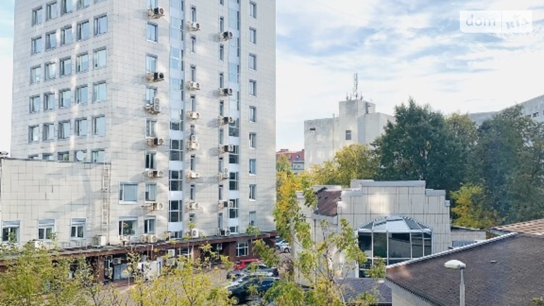 Продается 3-комнатная квартира 76 кв. м в Киеве, ул. Кудрявская, 24А