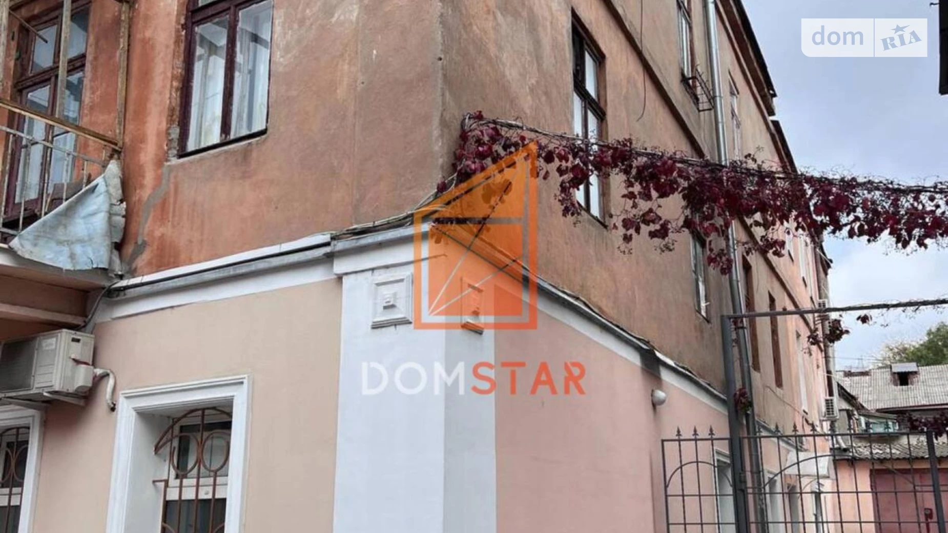 Продается 2-комнатная квартира 62 кв. м в Одессе, ул. Новосельского