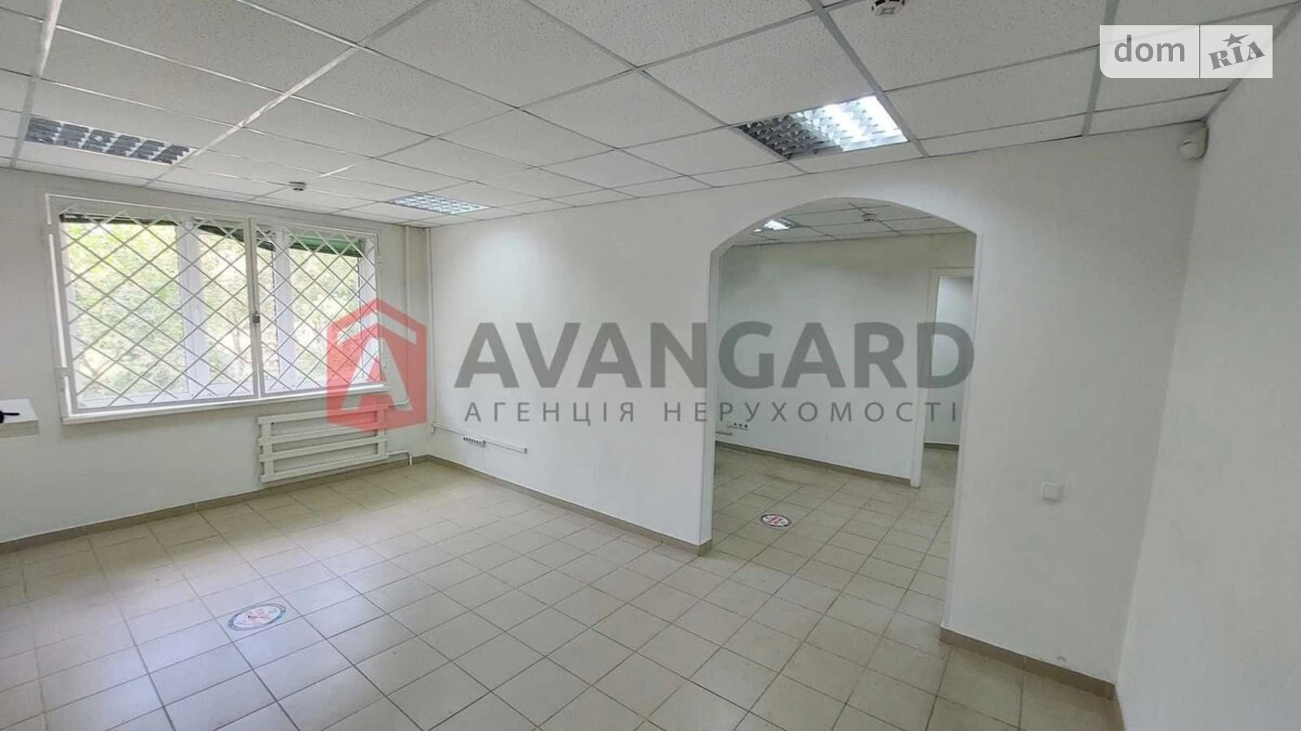 Продается офис 76 кв. м в бизнес-центре, цена: 110000 $ - фото 5