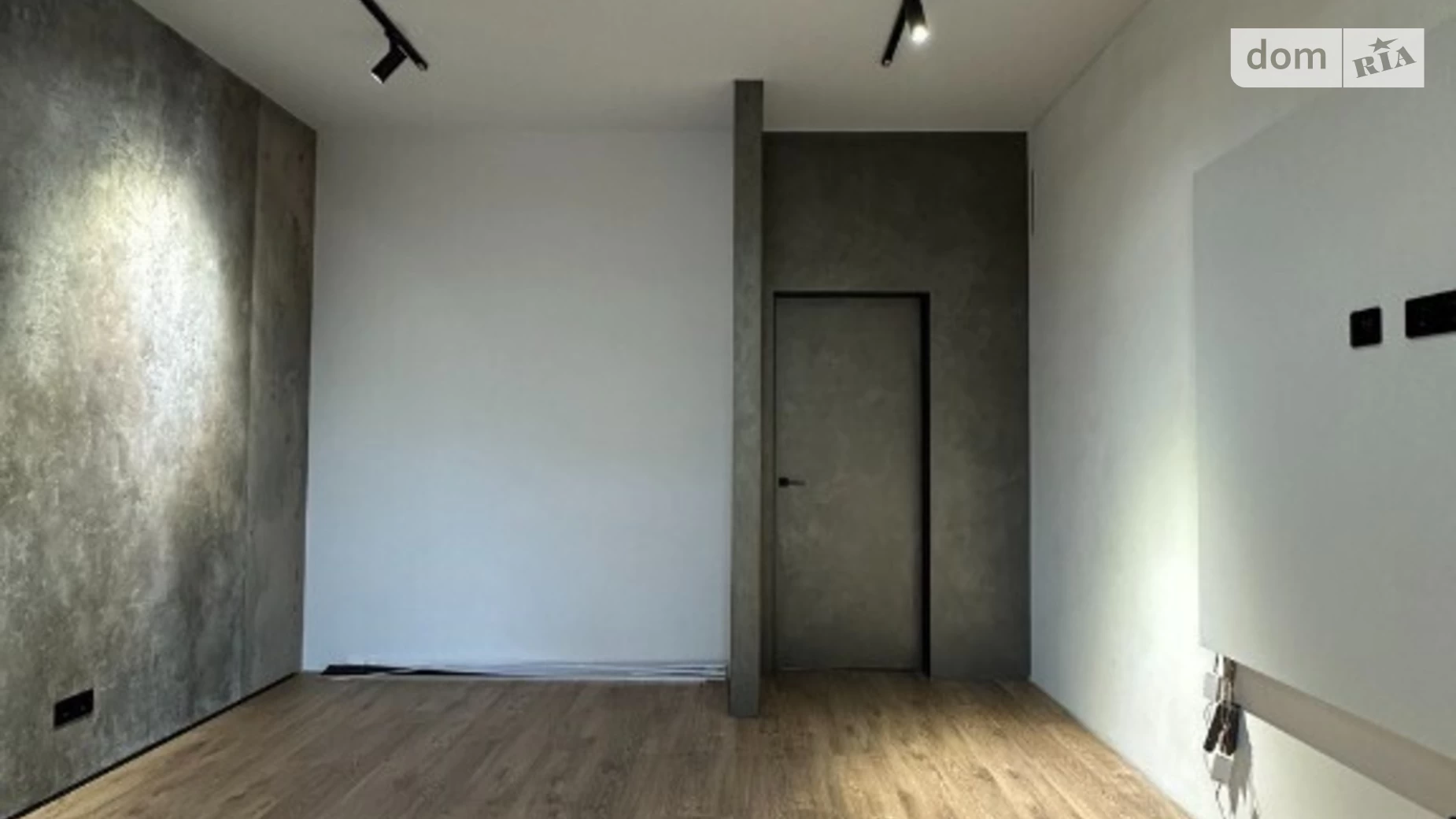 Продается 2-комнатная квартира 68 кв. м в Крыжановке, Руанський провулок