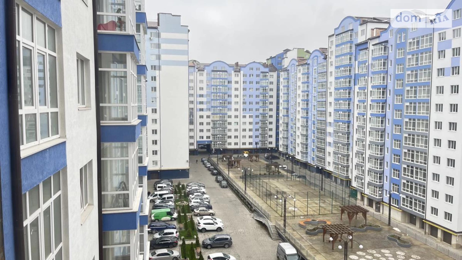 Продается 2-комнатная квартира 64 кв. м в Ивано-Франковске, ул. Высочана Семена, 18 - фото 2