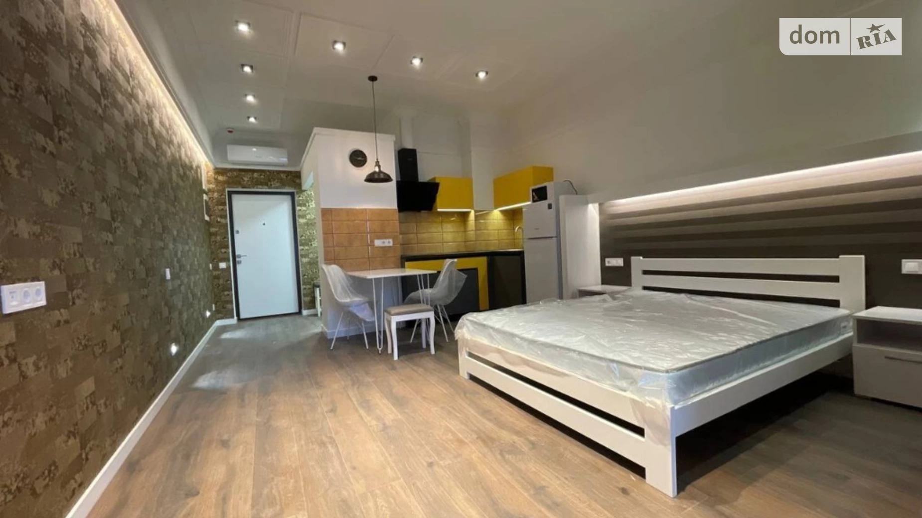 Продається 1-кімнатна квартира 34 кв. м у Одесі, Фонтанська дор. - фото 4