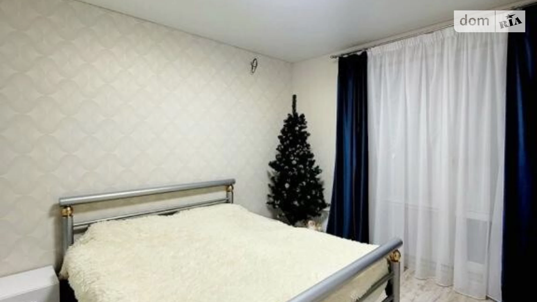 Продается 2-комнатная квартира 40 кв. м в Киеве, ул. Практичная, 17