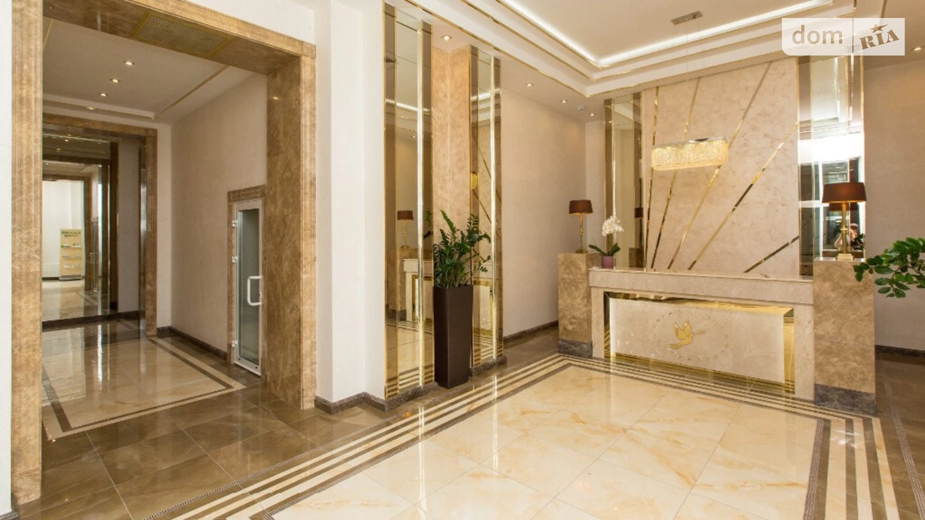 Продается 1-комнатная квартира 73 кв. м в Одессе, ул. Большая Арнаутская, 26