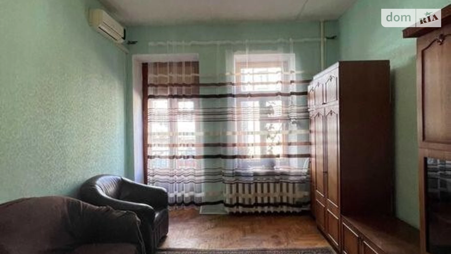 Продается 2-комнатная квартира 73 кв. м в Киеве, ул. Малая Житомирская, 5