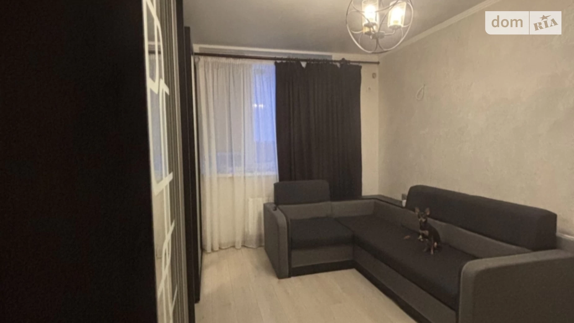 Продається 1-кімнатна квартира 36 кв. м у Чорноморську, вул. 1 Травня