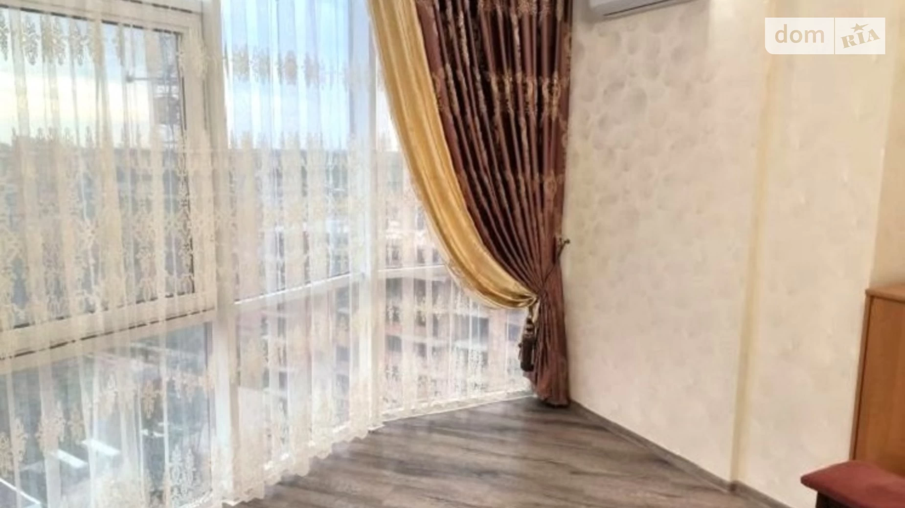 Продается 2-комнатная квартира 58 кв. м в Одессе, ул. Марсельская, 35А