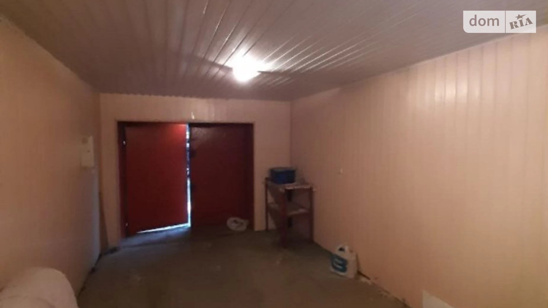 Продается отдельно стоящий гараж под легковое авто на 21.1 кв. м, цена: 18500 $ - фото 3