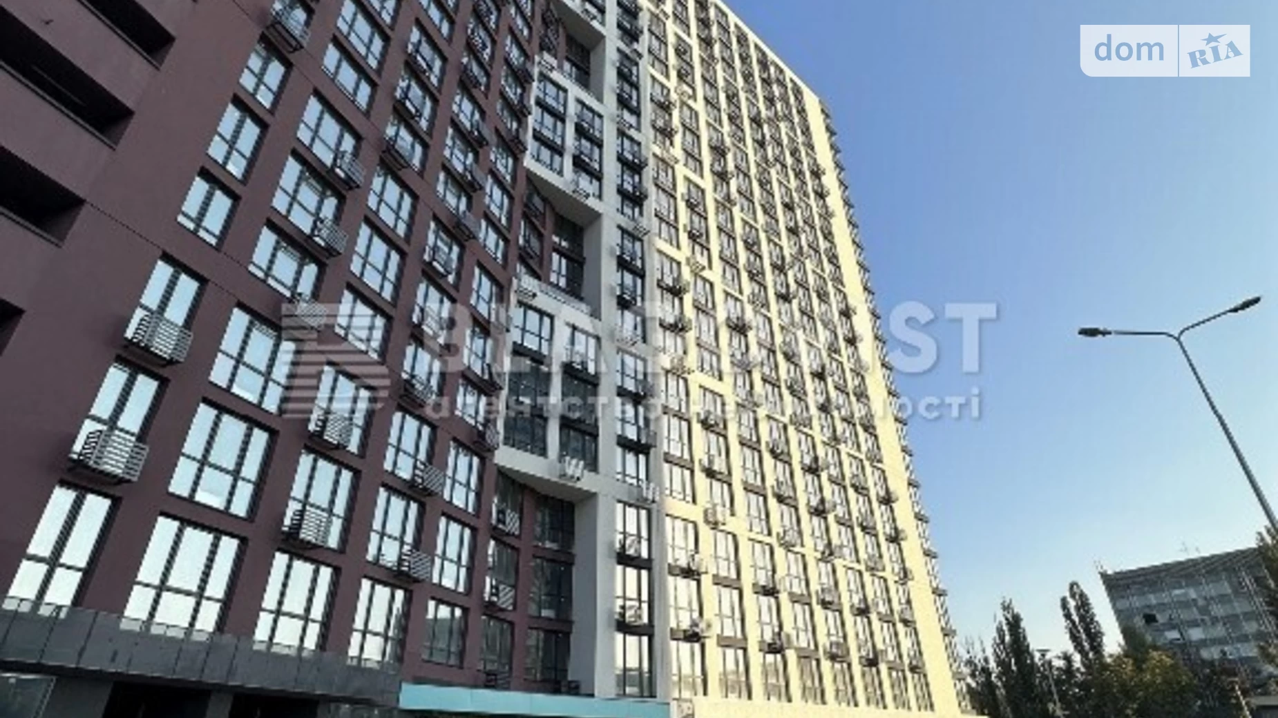 Продается 4-комнатная квартира 187 кв. м в Киеве, ул. Виктора Некрасова(Северо-Сырецкая), 57